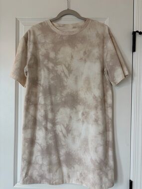 a new day Soft Neutral Tie-Dye Tee Dress in Beige and Cream